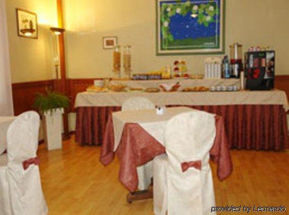 Hotel Cristallo 3*