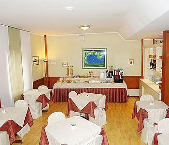 Hotel Cristallo 3*